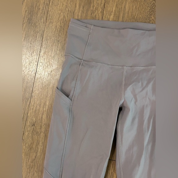 Lululemon Fast and Free Tight II 25" Non-Reflective Nulux in Violet Verbena Sz 6 - Picture 5 of 10